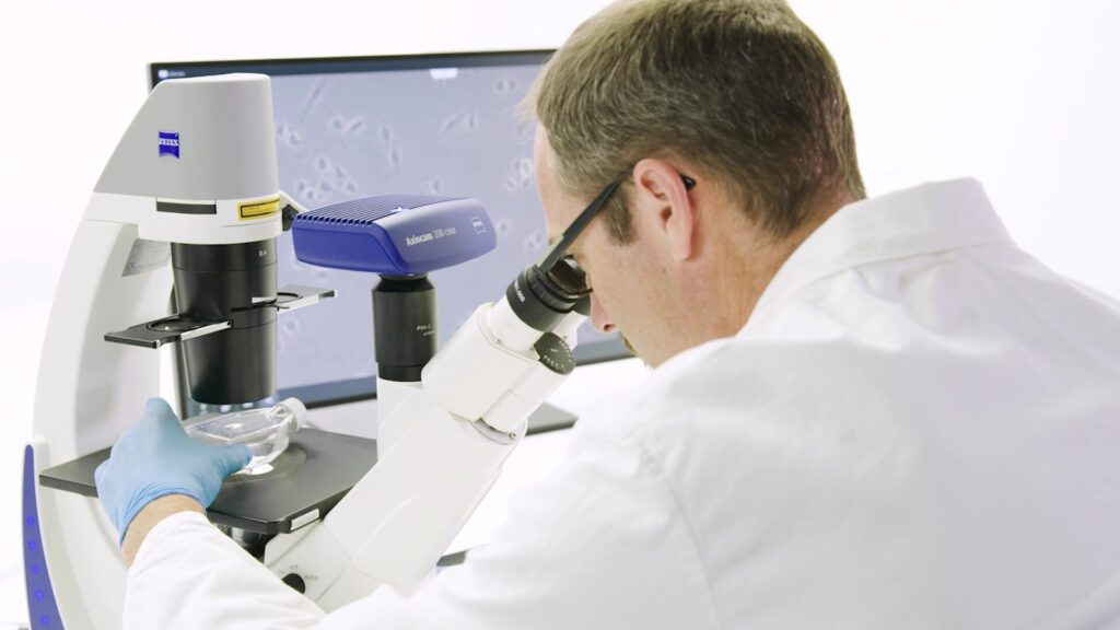 Zeiss in Lab