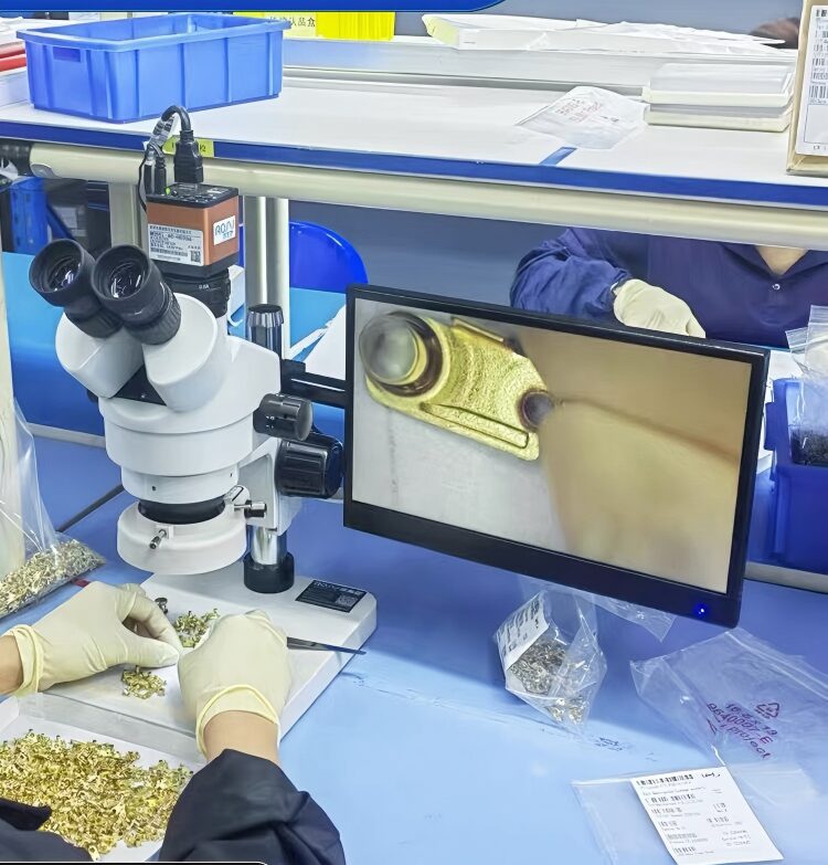 stereo microscope used in industrial inspection